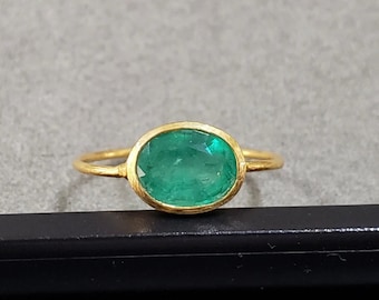 Natural Emerald Silver Ring, Emerald Ring, Dainty Emerald Ring, Single Emerald Gemstone Ring Handmade ring Engagement ring Anniversary Gift