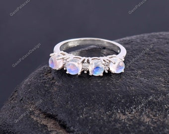 Anello di pietra di luna arcobaleno naturale - Anello di dichiarazione - Anello di pietre preziose 925 Sterling Silver - Dainty
