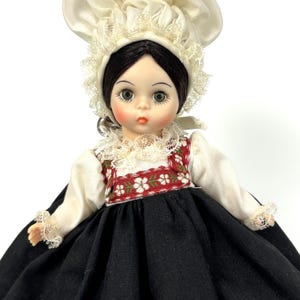 Madame Alexander International Doll 8" NORWAY - Restored - One missing shoe