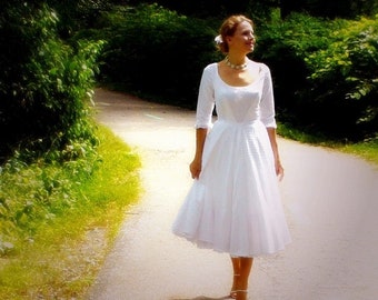 Miss Judith's Cotton Swiss Dot Garden Wedding Dress ~ full circle skirt ~ pockets ~ sleeves ~ deep neckline and built in petticoat