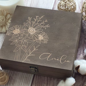 Personalized Wooden Box with Engraving Bridesmaid Gifts, Birthday Gifts for Her, Jewelry Organizer April Flower, Daisy image 3