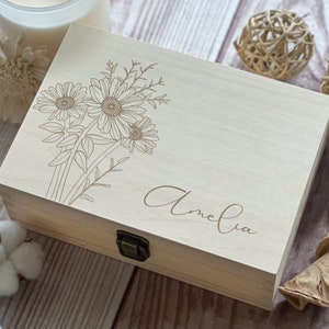 Personalized Wooden Box with Engraving Bridesmaid Gifts, Birthday Gifts for Her, Jewelry Organizer April Flower, Daisy image 5