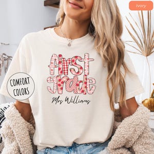 First Grade Teacher Shirt, Cute 1st Grade Tee, Teacher Appreciation Gift, Back to School Shirt, First Day Teacher T-Shirt for Women