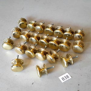 22 vintage style Victorian design heavy cast brass 1.25 inches round bun cupboard knobs in natural UNLACQUERED polished brass