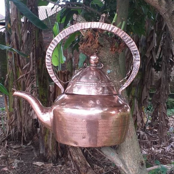 Giant Vintage traditional Indonesian copper kettle late 1800s very heavy duty genuine antique not modern light weight reproduction