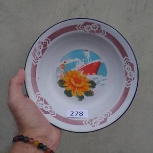 Small vintage enamelware with ship & flowers design 1950s kitsch