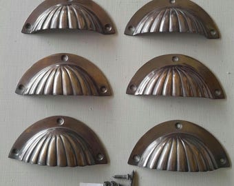 6 vintage style heavy cast brass shell design D cup draw pull handles in an AGED finish NOT lacquered FREE matching aged brass screws