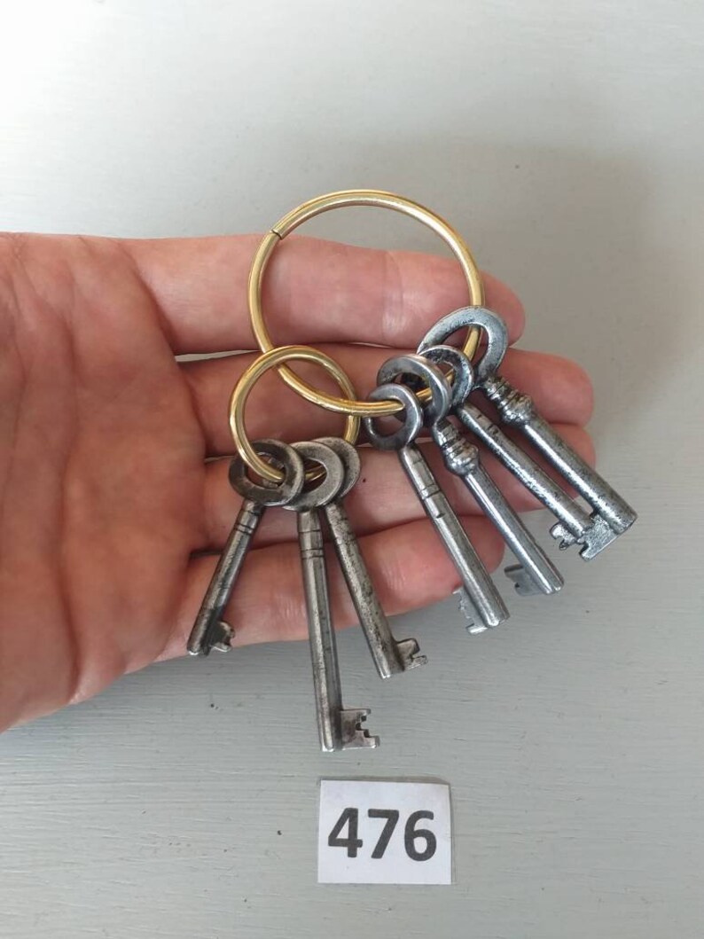 7 Vintage Keys With 2 Solid Brass Rings Genuine Vintage Keys Not Modern ...