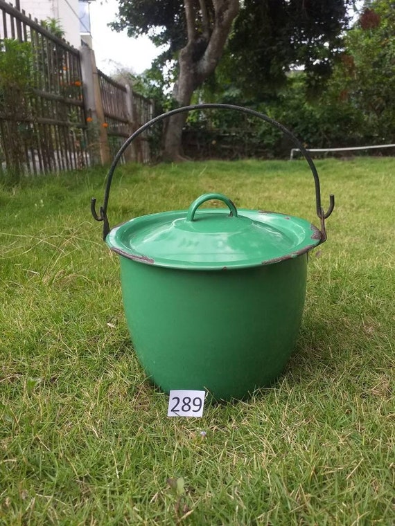 Small Vintage Emerald Green Enamelware Saucepan With Lid 