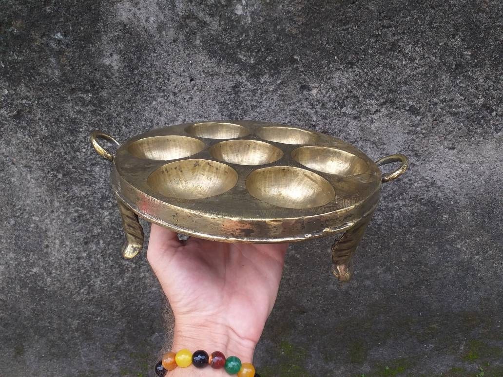 Victorian Brass Egg Skillet Dutch Pancake Pan a Genuine Antique Not a  Modern Reproduction 