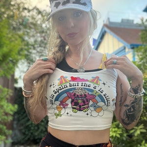 Funny Alien Furby Y2K Crop Top, I&#39;m in Spain But The S is Silent Tee, Novelty Crop Top, Handmade Shirts, Meme Shirt, Witty and Sarcastic Tee