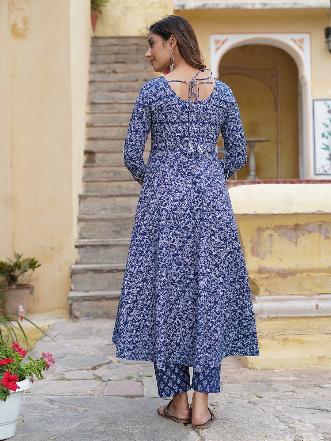 Blue Hills Glamour 20 Nx Festive Wear Wholesale Anarkali Kurti With Dupatta  Collection - The Ethnic World