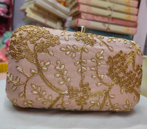 Gold Clutch Purse For Weddings : Different Shades to Know