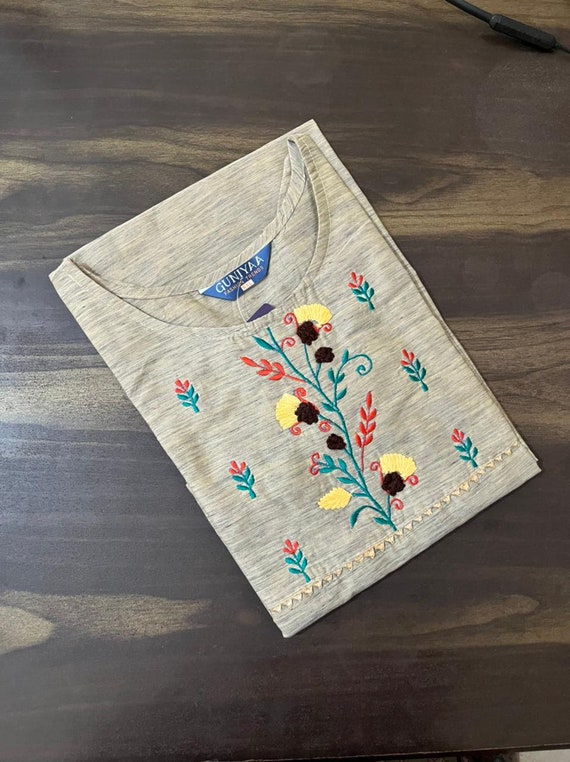 online Handloom Cotton & Hand Embroidered Two Piece Kurta