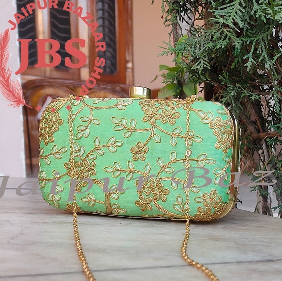 Female Multicolor Parties Sling Clutch Bag, Size: 9 X 6 Inch at Rs 120 in  Mumbai