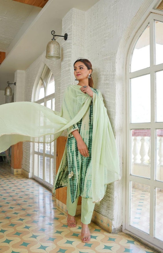 Printed cotton suits with chiffon cheap dupatta
