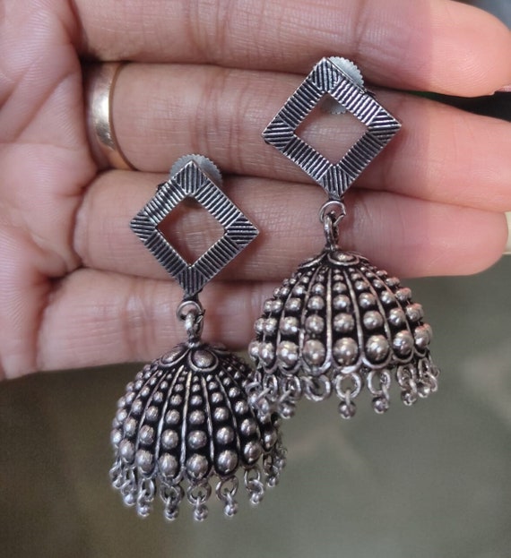 Jhumka earrings black sale metal