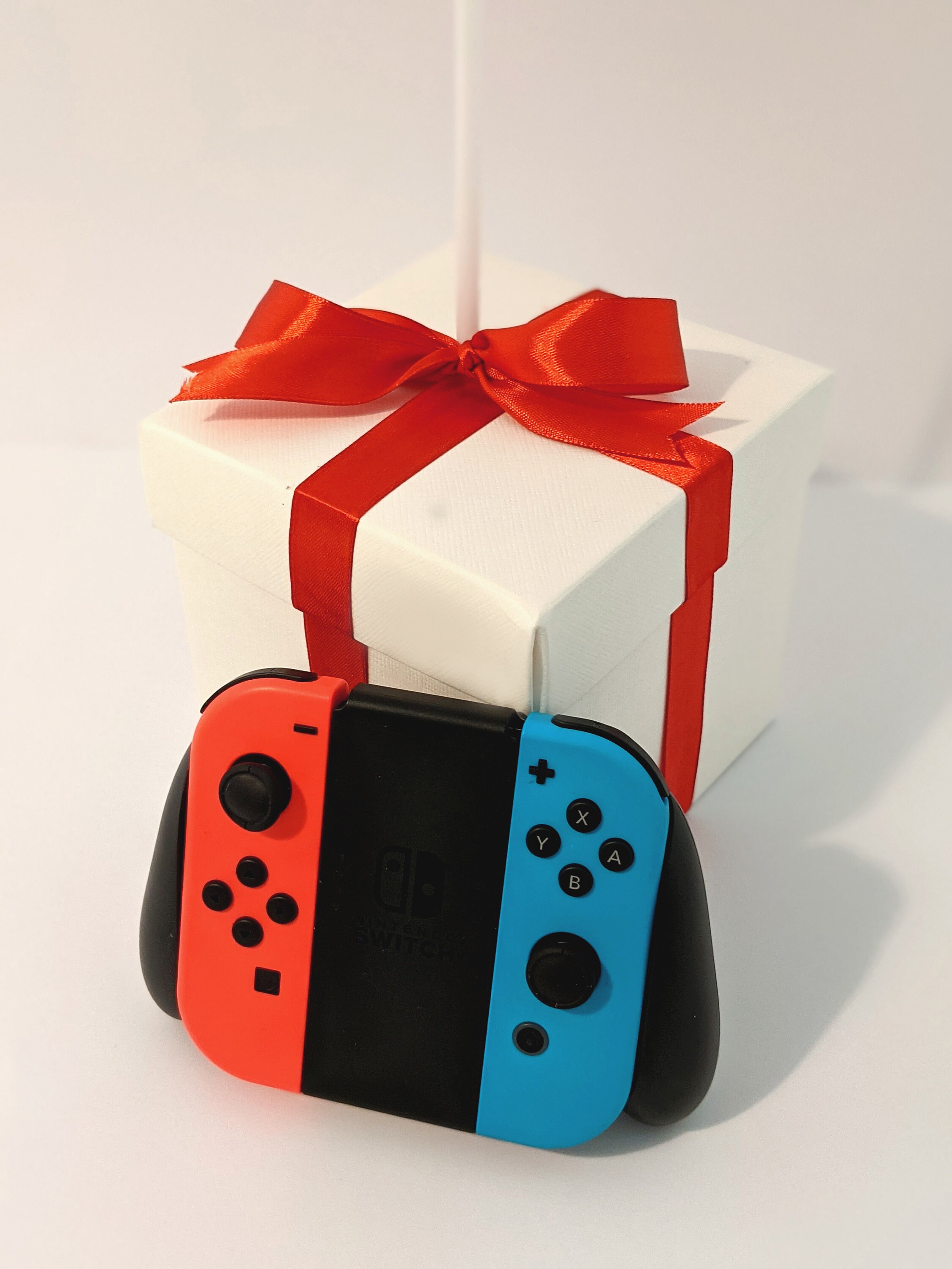 Gift Box Animal Crossing Balloon Present with Lid Etsy