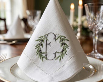 Custom Embroidered Linen Dinner Napkins Set – Personalized Table Linens & Hostess Gift