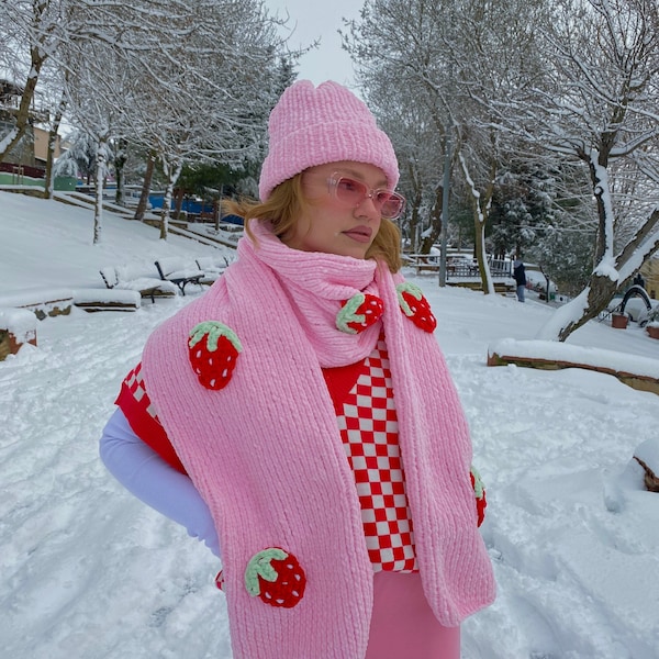 Ensemble Bonnet et Écharpe | Bonnet et Écharpe | Écharpe Fraise | Écharpe Mohair | Cadeau de Noël | Cadeau de la Saint-Valentin