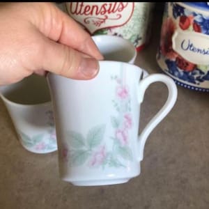 Vintage Corning coffee cups set of 5