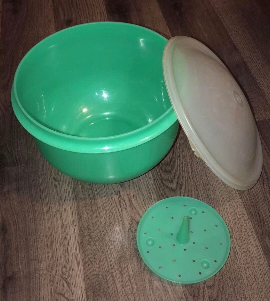 Vintage Tupperware Lettuce Keeper Etsy