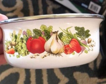 Vintage vegetable print enamel bowl