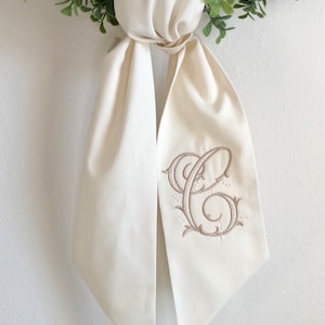 Monogram Wreath Sash: Embroidered Initial Cotton Decor