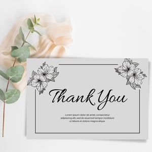Bewerkbare dank u kaartsjabloon, dank u kaart afdrukbaar, dank u kaart, bloemen dank u, bewerken met Canva GRATIS