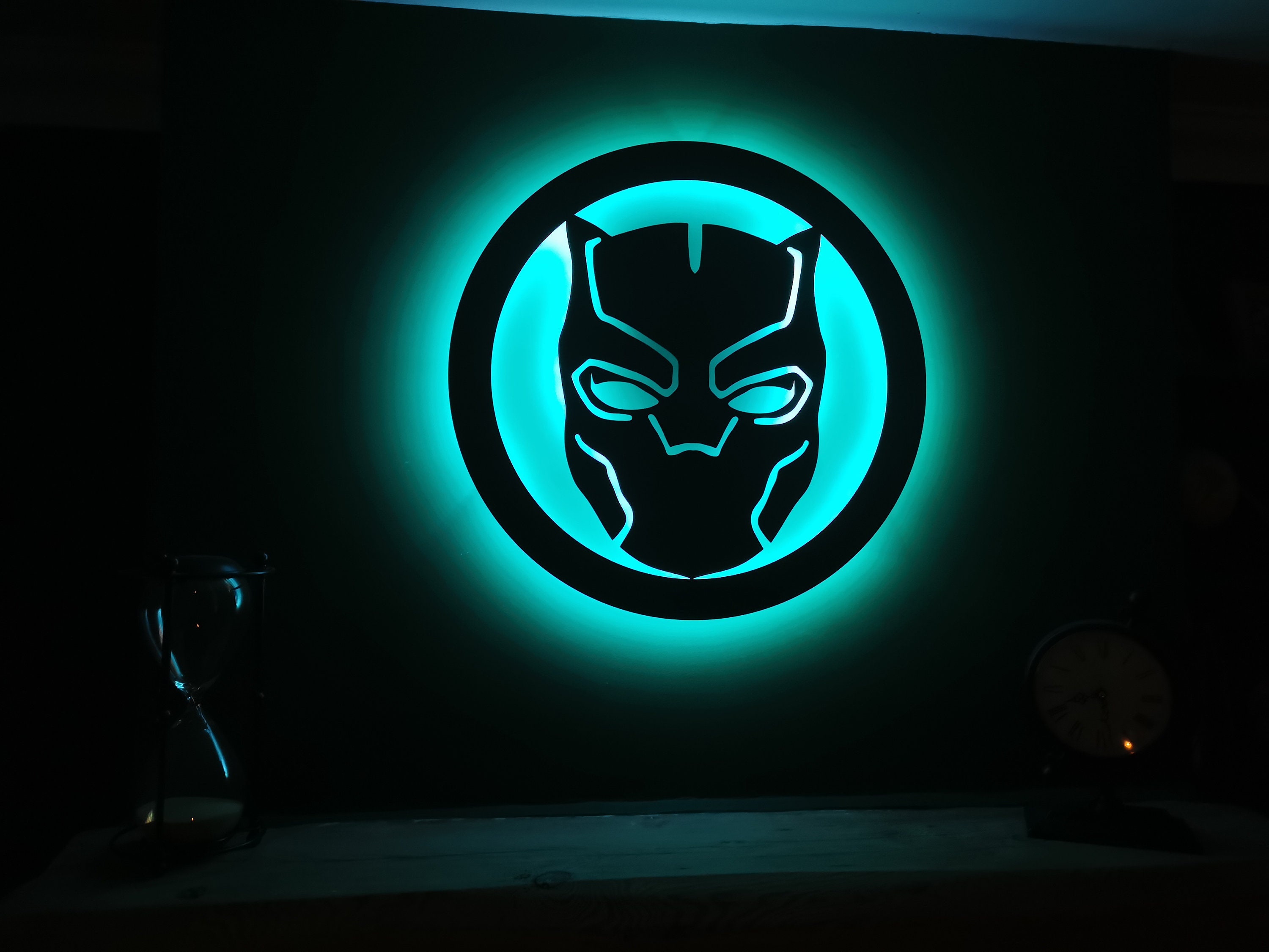 Black panther led light deals