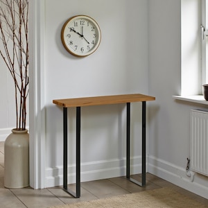 Table console en bois massif faite main : table d'entrée de couloir - finition « D A R K ». ARAKAWA