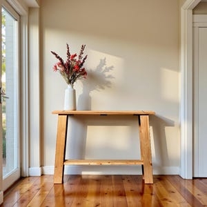 Table console en bois massif faite main : buffet d'entrée rustique. NASU