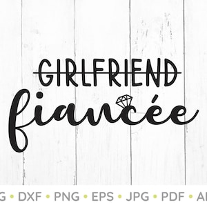 Könnte beinhalten: Schwarz-weißer Grafiktext, der "Girlfriend" mit einem durchgestrichenen Strich und "fiancée" mit einem Diamantring über dem Wort sagt.