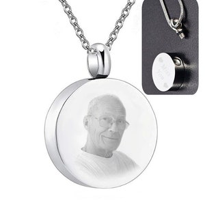 Personalised Cremation Ash Pendant – Memorial Keepsake Necklace for Ashes, Custom Engraved Urn Jewellery in Silver or Gold