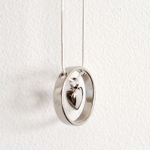 Engraved Cremation Ashes Urn Memorial Pendant | Stainless Steel Heart Ash Holder | Personalised Keepsake Necklace