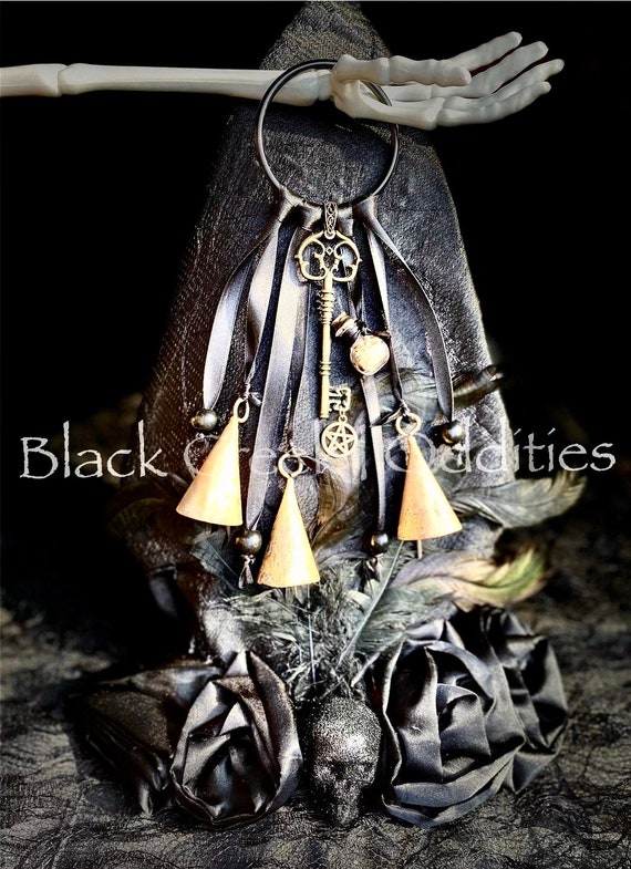 Witches Bells Door Protection Charm Witchcraft Decor Wicca Decor Pagan  Decor Wiccan Altar Supplies Magick Witchcraft Supplies Celtic Door Bells  for