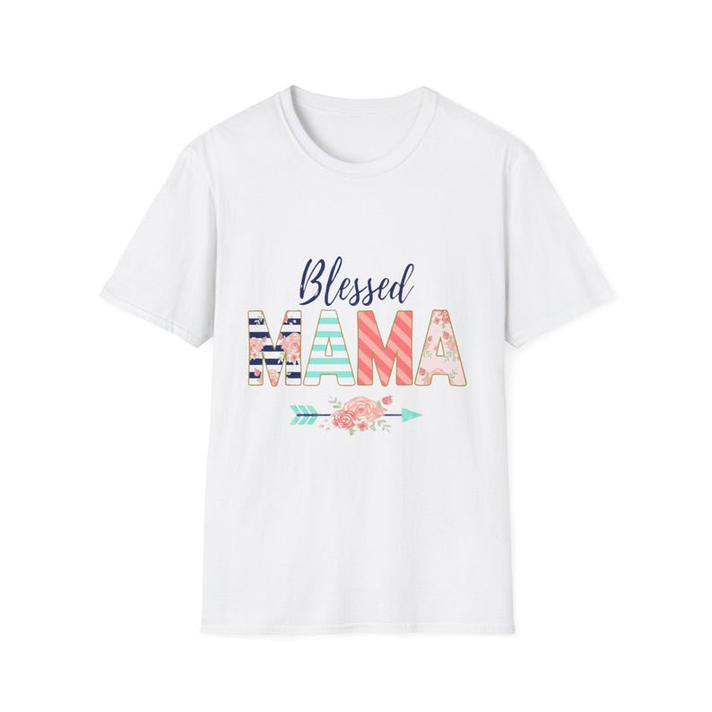 Houston doula from Birthing Noire supporting laboring mother with partner