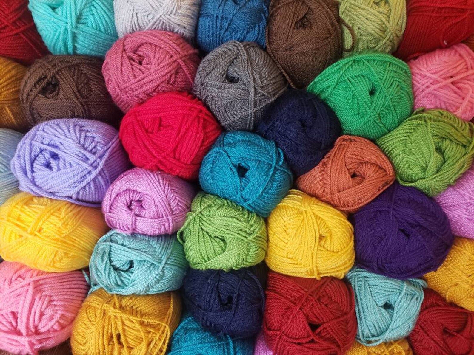 Medium Mystery yarn box. Etsy