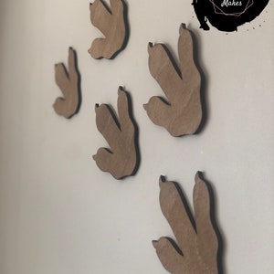 Houten voetafdrukken dinosaurus, slaapkamerdecoratie dinosaurus, muurkunst dinosaurus