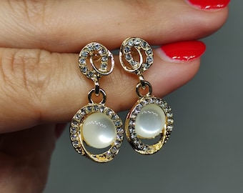 Pendientes de ópalo dorado, regalo para el primer día de la madre, joyas de ópalo, pendientes rellenos de oro, pendientes de cristal, regalo para el día de la madre, pendientes con piedra de nacimiento de abril.
