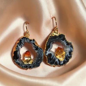 Pendientes colgantes de geoda, pendientes de cristal crudo, pendientes bonitos de cristal brillante, pendientes colgantes de cristal crudo, pendientes de drusa, pendientes grandes de piedras preciosas