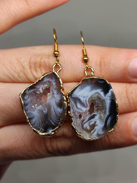 Geode earrings dangle,Black stone earrings,Black crystal earrings,Raw crystal earrings,Big stone earrings,Gift for her, Gemstone earrings