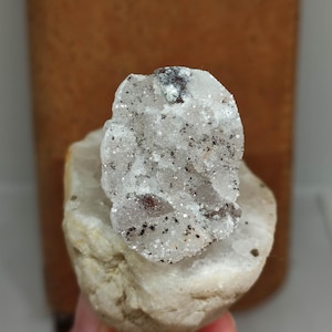 Raw Druzy Quartz Ring – Rough-Cut White Big Crystal Gemstone Unique Modern Stone Jewelry,Adjustable Handmade Mineral Design