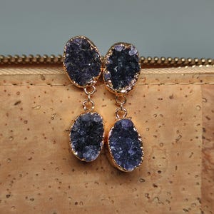 Rohe Amethyst Ohrringe, Einzigartige Moderne Cocktail Ohrringe, Bold Statement Ohrringe, Chic Elegante Edelstein Ohrringe, Boho Stein Ohrringe