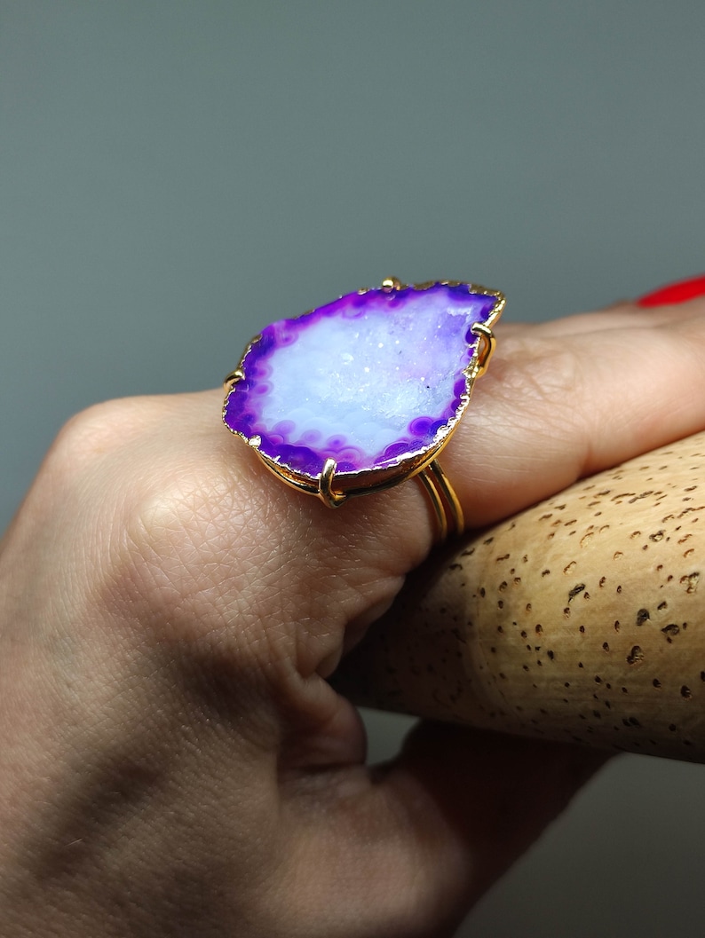 Geode ring, ruwe geode ring, grote geode ring, ruwe kristallen ring, grote cocktail ring, Rock ring, ruwe stenen ring, ruwe edelsteen ring afbeelding 2