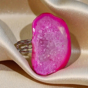 Geode ring,Raw geode ring,Large geode ring, Raw crystal ring,Large cocktail ring,Rock ring,Rough stone ring,Edgy ring