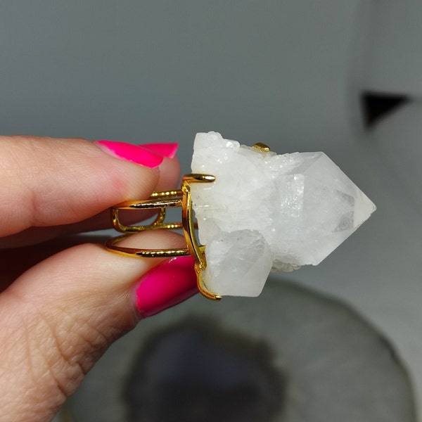 Clear quartz ring,White quartz ring,Crystal quartz ring,Raw quartz ring,Large crystal ring,Large cocktail rings,Large gemstone ring