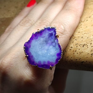 Geode ring, ruwe geode ring, grote geode ring, ruwe kristallen ring, grote cocktail ring, Rock ring, ruwe stenen ring, ruwe edelsteen ring afbeelding 1