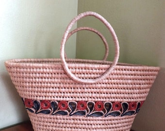 Wicker Basket w/Round Handles