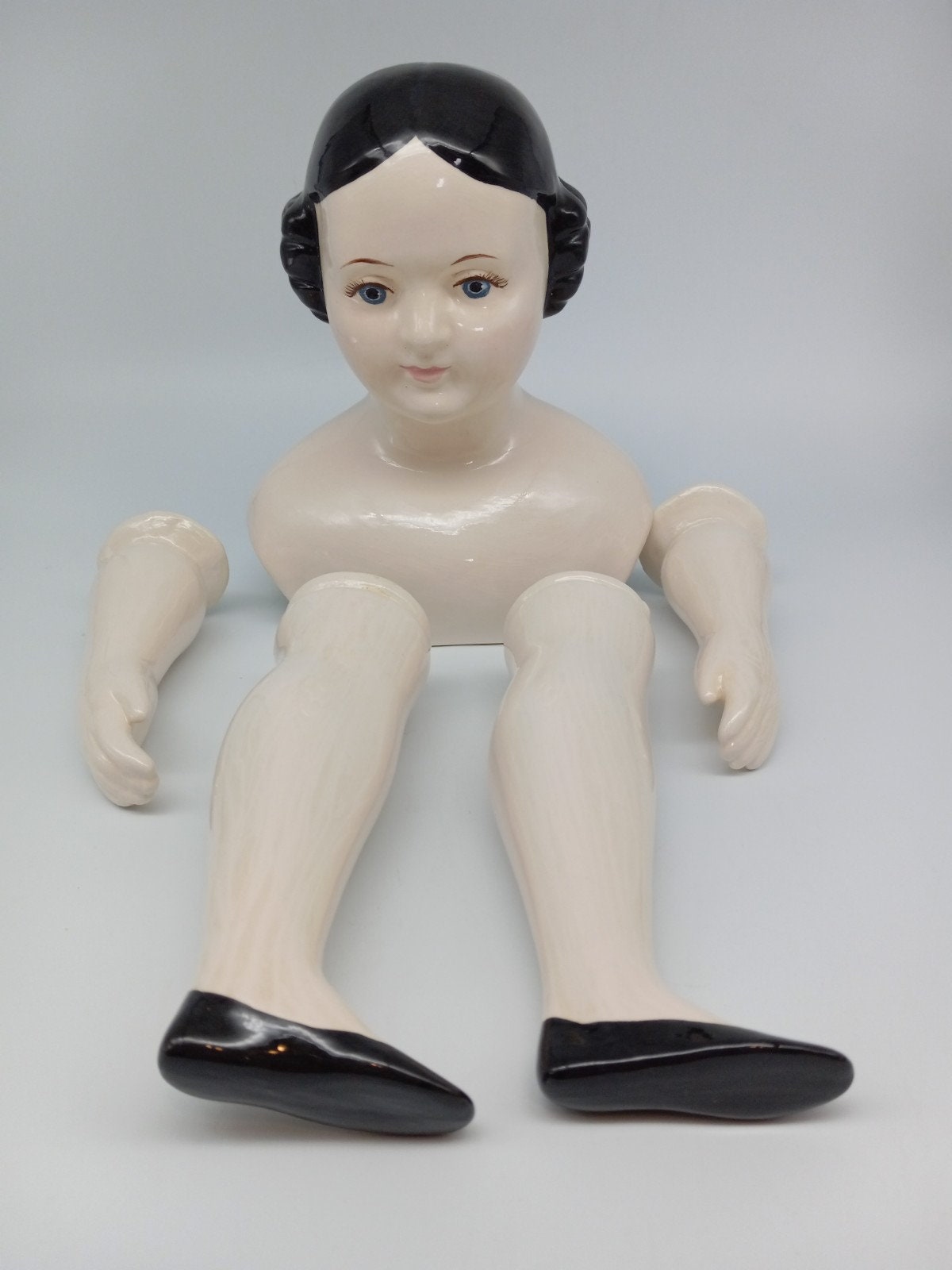 Ancienne Tête Et Bras De Poupée En Porcelaine - Vintage - Pour Couture Ou Collection